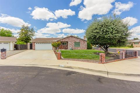 1622 Norwich Ave, Clovis, CA 93611 photo 1