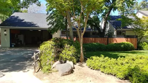 512 Accornero St, Madera, CA 93637 photo 1
