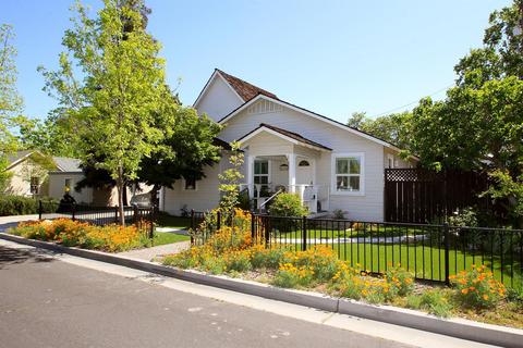 445 Dewitt Ave, Clovis, CA 93612 photo 1