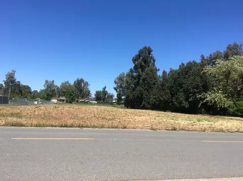 24667 Melba Dr, Madera, CA 93638 photo 1