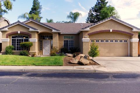 2451 Poe Ave, Clovis, CA 93611 photo 1