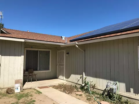 633 4th Ct, Mendota, CA 93640 photo 1