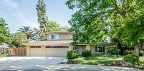 627 W Menlo Ave, Clovis, CA 93612 photo 1