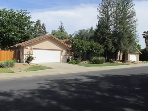 67 N Jasmine Ave, Clovis, CA 93611 photo 1