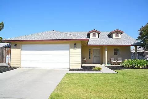 409 Cherry Ln, Clovis, CA 93612 photo 1