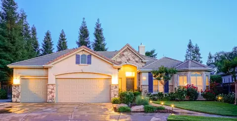 618 W Enterprise Ave, Clovis, CA 93619 photo 1
