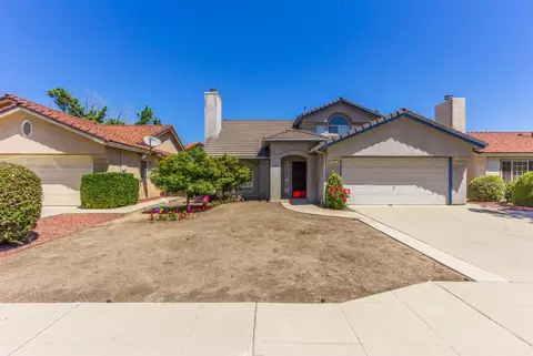 951 Fedora Ave, Clovis, CA 93612 photo 1