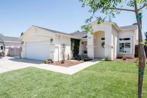 2688 Santa Ana Ave, Clovis, CA 93611 photo 1