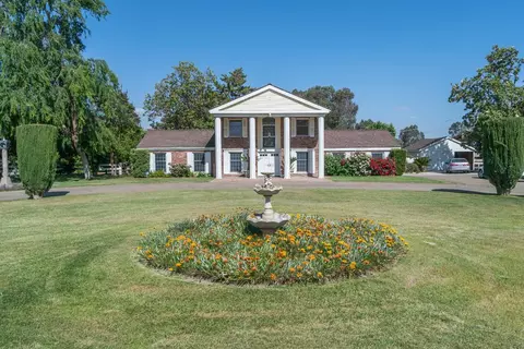 5090 Amber Ave, Clovis, CA 93619 photo 1