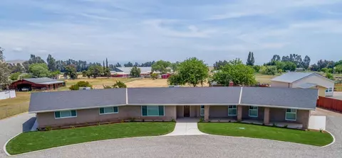 10764 N Armstrong Ave, Clovis, CA 93619 photo 1