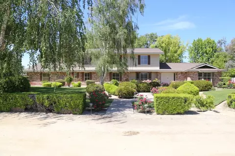 19550 W Whitesbridge Ave, Kerman, CA 93630 photo 1