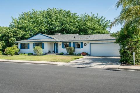 2196 Mitchell Ave, Clovis, CA 93611 photo 1