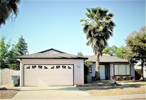 1679 Santa Ana Ave, Clovis, CA 93611 photo 1