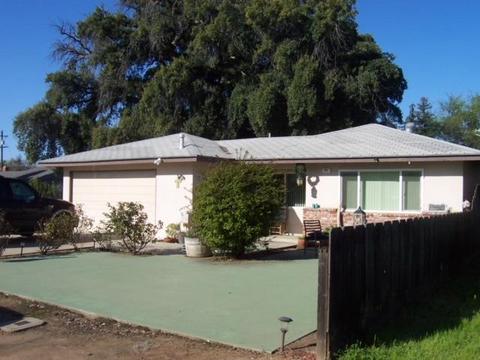 22 Dewitt Ave, Clovis, CA 93612 photo 1
