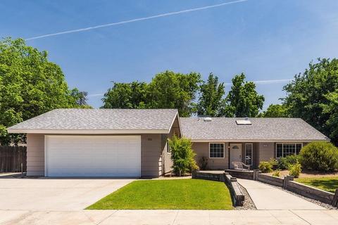181 Orangewood Ave, Clovis, CA 93612 photo 1