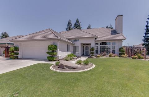 739 Pecan Ave, Clovis, CA 93611 photo 1