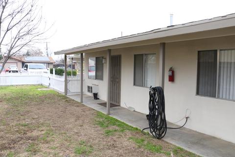365 N Argyle Ave, Clovis, CA 93612 photo 1