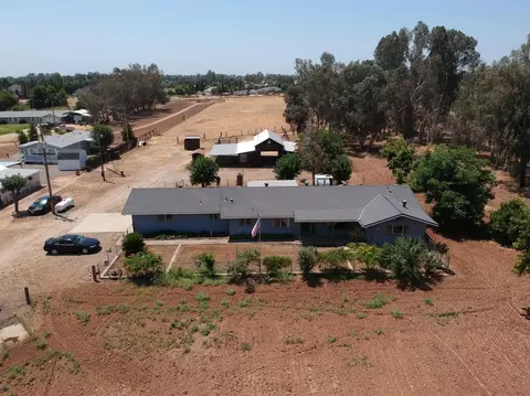 11731 E Shields Ave, Sanger, CA 93657 photo 1