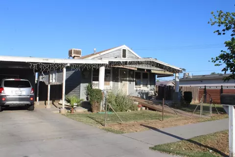 911 N D St, Madera, CA 93638 photo 1