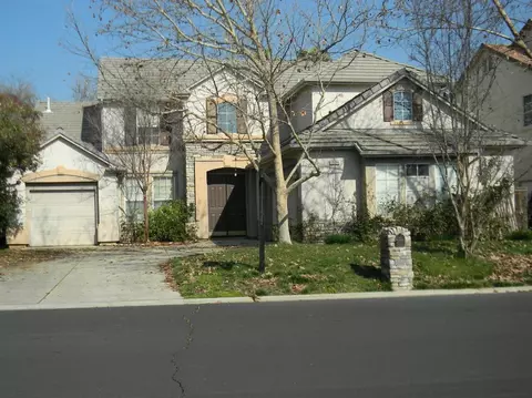 10498 E Fieldstone Ave, Clovis, CA 93619 photo 1