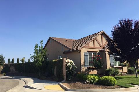 3886 Chessa Ln, Clovis, CA 93619 photo 1