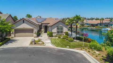 10896 E Clearwater Way, Clovis, CA 93619 photo 1