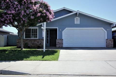 1474 Taylor St, Madera, CA 93638 photo 1