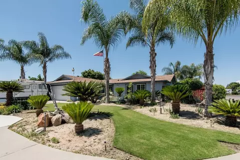 14762 W Middleton Ave, Kerman, CA 93630 photo 1