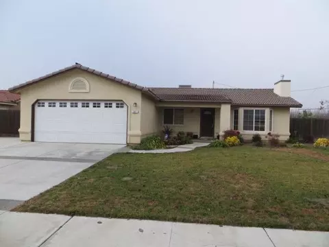 221 S Kenneth Ave, Kerman, CA 93630 photo 1
