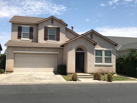 1723 Glen Kippen Ln, Clovis, CA 93619 photo 1