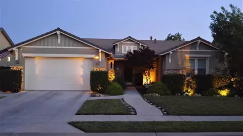3254 Sierra Madre Ave, Clovis, CA 93619 photo 1