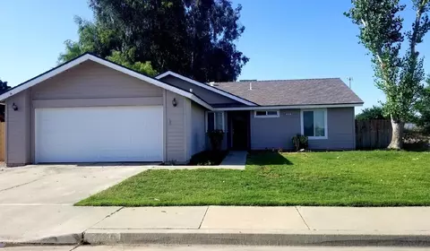 1050 Cherry Ln, Lemoore, CA 93245 photo 1