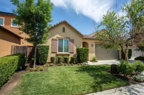 3039 Wrenwood Ave, Clovis, CA 93619 photo 1