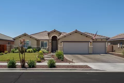 15661 W Gragnani Ave, Kerman, CA 93630 photo 1