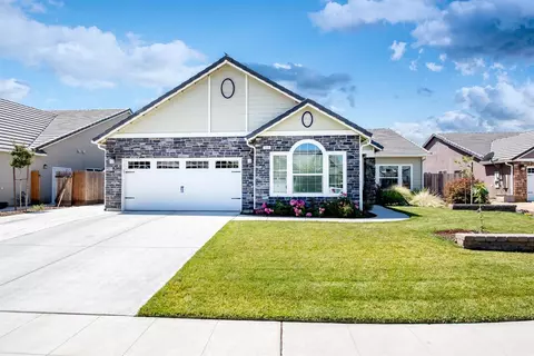3116 Twain Ave, Clovis, CA 93619 photo 1