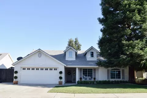 2134 Spruce Ave, Clovis, CA 93611 photo 1