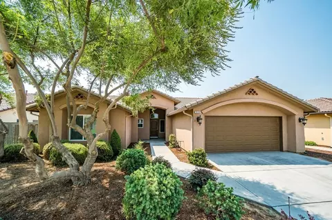 3568 Seaside Dr, Madera, CA 93637 photo 1