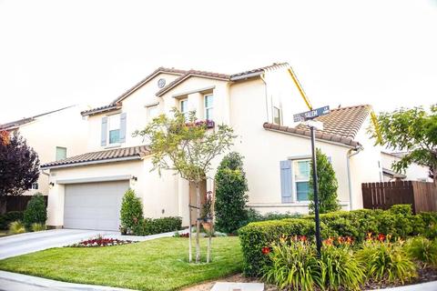 4298 Salem Ln, Clovis, CA 93619 photo 1