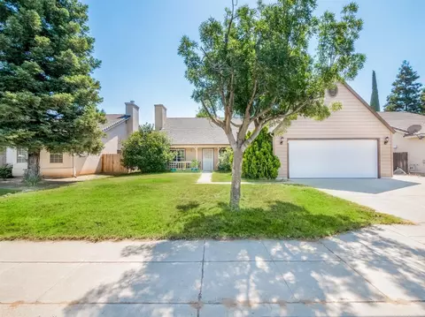 145 N Burgan Ave, Clovis, CA 93611 photo 1