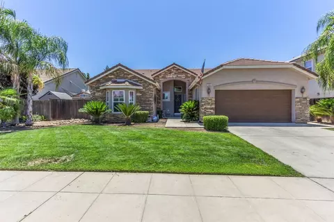 2882 Poe Ave, Clovis, CA 93611 photo 1