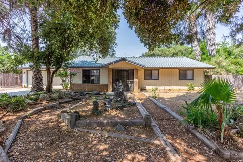 12170 Charlton Rd, Madera, CA 93636 photo 1