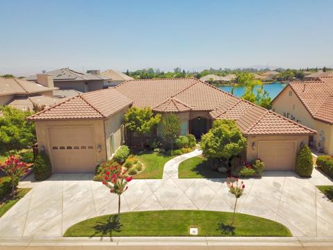 4704 N Island Vw, Clovis, CA 93619 photo 1