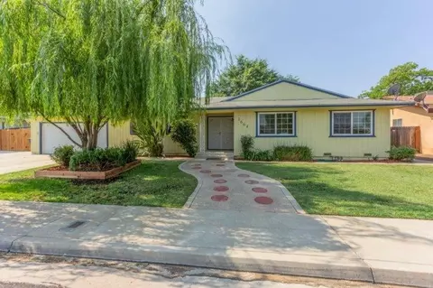 1664 Wrenwood Ave, Clovis, CA 93611 photo 1