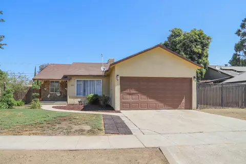 2925 E Willis Ave, Fresno, CA 93726 photo 1