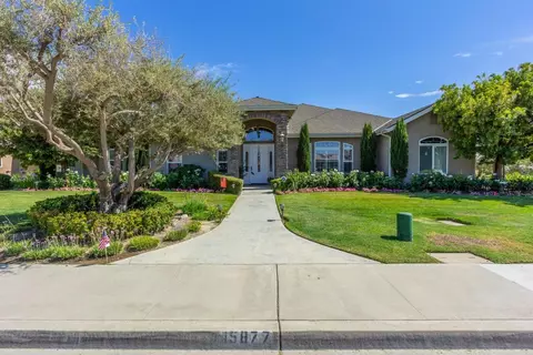 15877 W Kearney Blvd, Kerman, CA 93630 photo 1