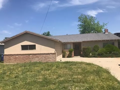 1925 W 5th St, Madera, CA 93637 photo 1