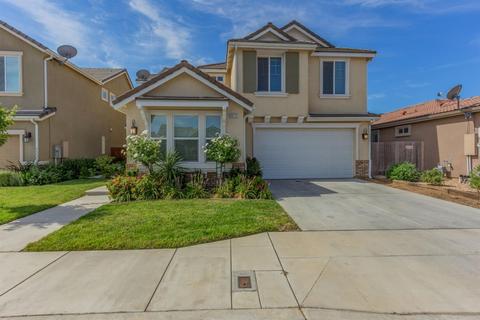 3572 Hampton Way, Clovis, CA 93619 photo 1