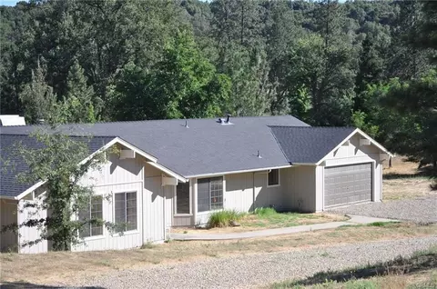 46117 Sutton Dr, Oakhurst, CA 93644 photo 1