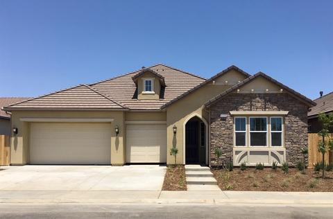 3223 Richmond, Clovis, CA 93619 photo 1