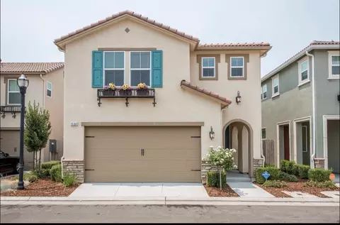 1536 N Piccadilly Ln, Clovis, CA 93619 photo 1
